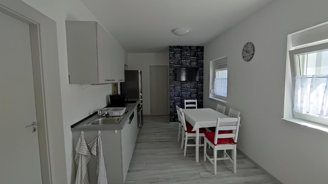 Bamboo Apartman Siofok Bagian luar foto