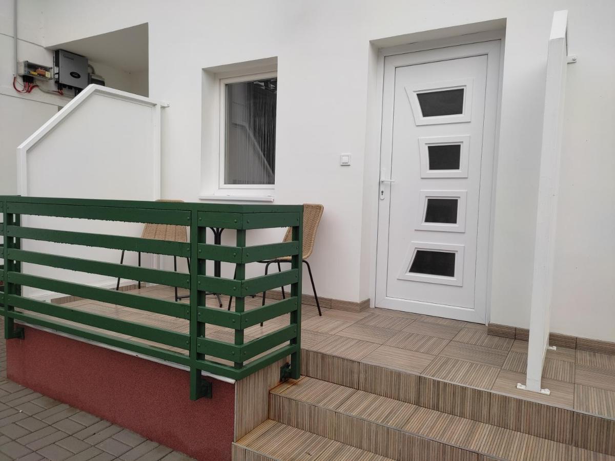Bamboo Apartman Siofok Bagian luar foto